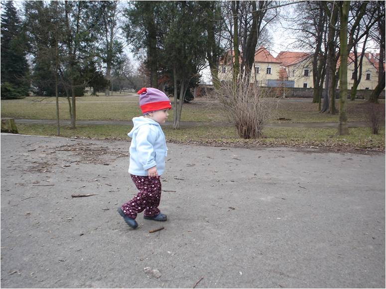 Chůze v botách